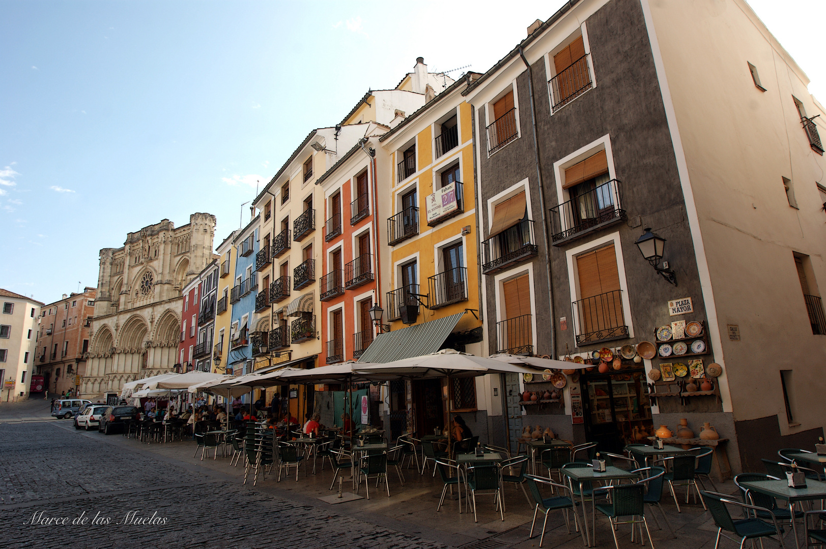 ...Cuenca...la plaza...