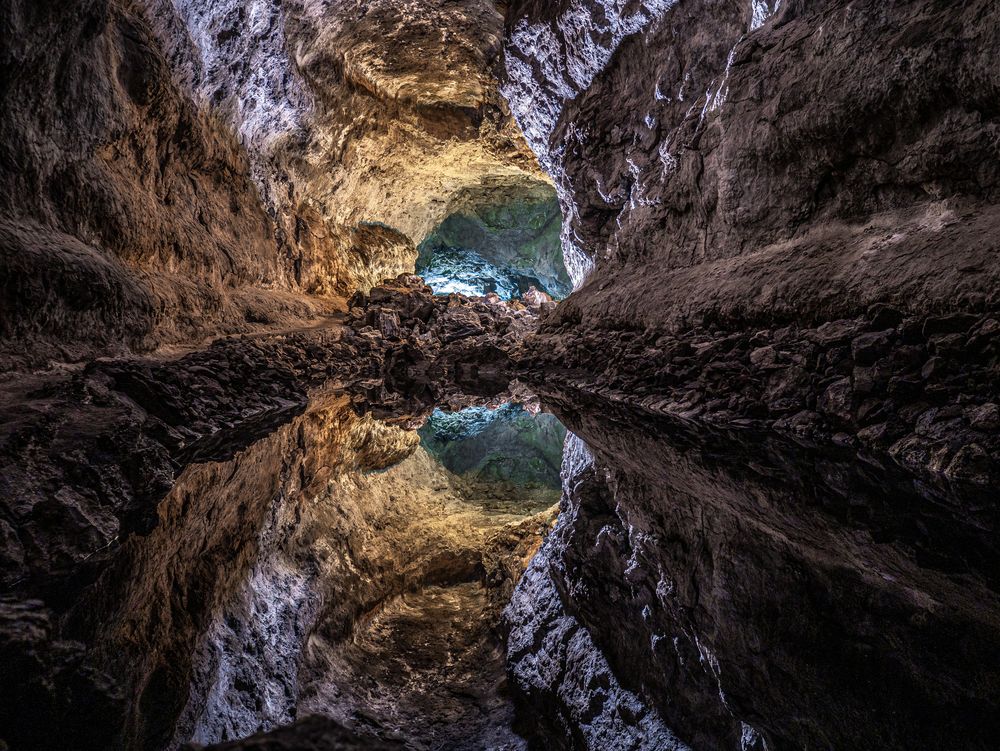 Cueva de los Verdes Foto & Bild | europe, canary islands ...