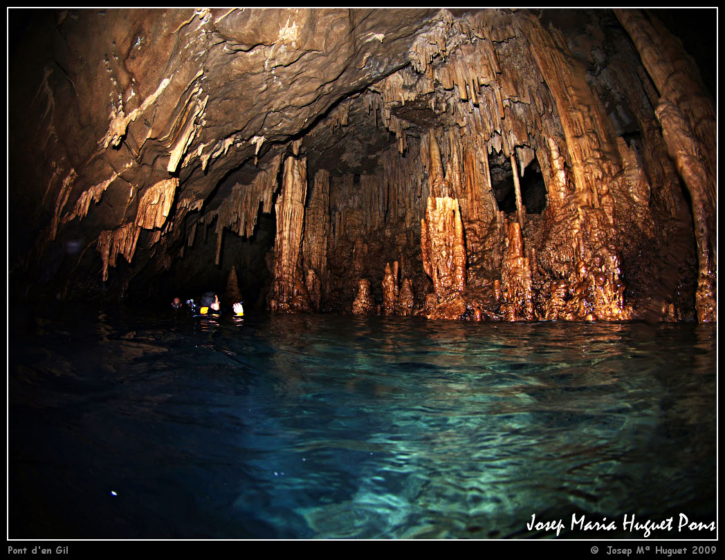 Cueva Pont d'en Gil