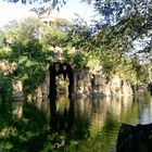 Cueva y verdes