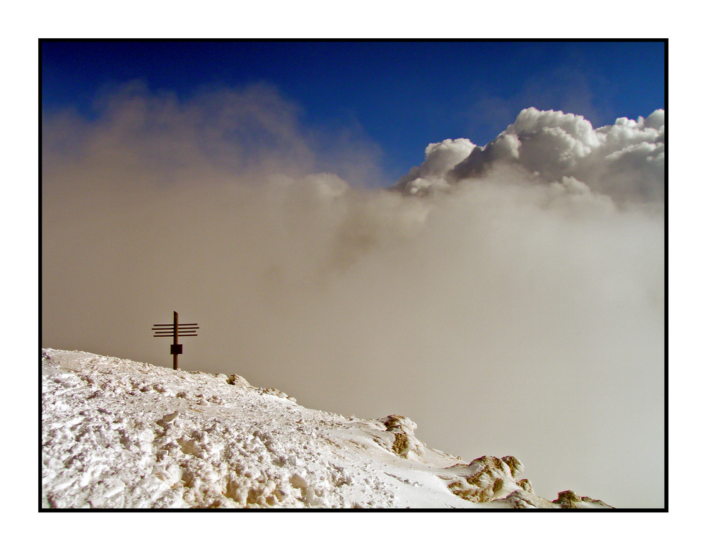 Cumbre Borrascosa