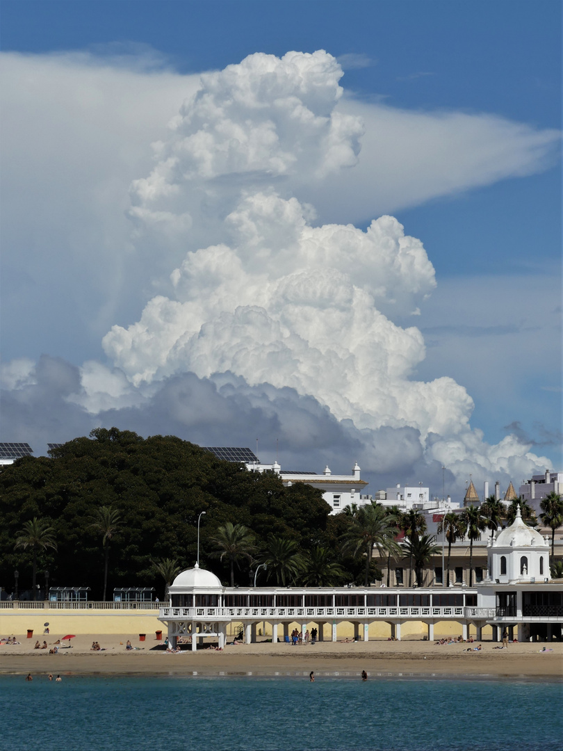 Cumulus en la caleta de Cádiz