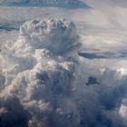 Cumulus nimbus sobrevolando por encima de Valencia