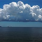 Cumulus über dem Mittelmeer