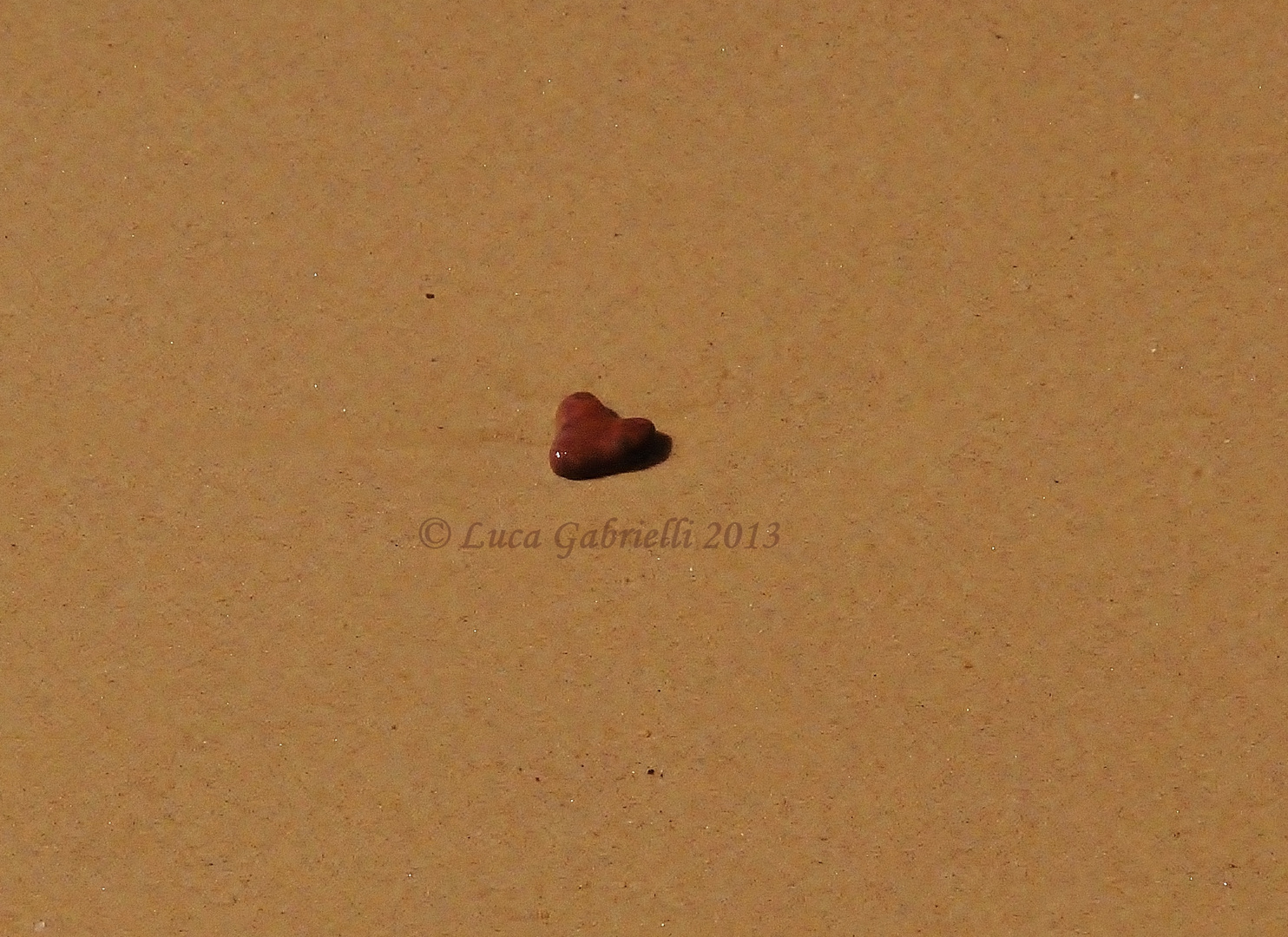 Cuore solitario....sulla spiaggia