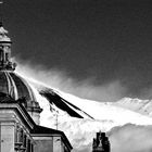 Cupola della Chiesa dei Minoriti e l'Etna