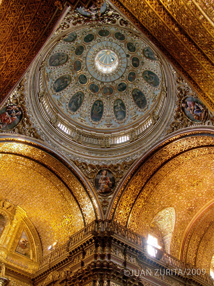 Cúpula de la iglesia de la Compania de Jesus, Quito