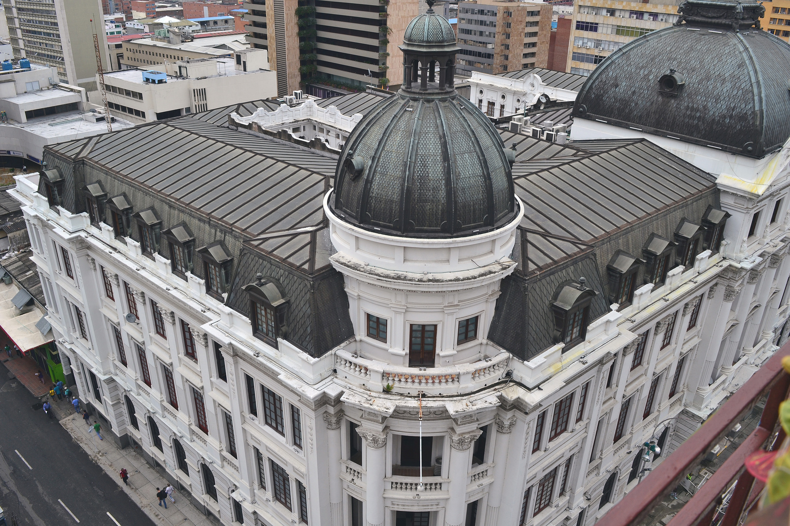 CUPULA DEL PALACIO NACIONAL DE CALI