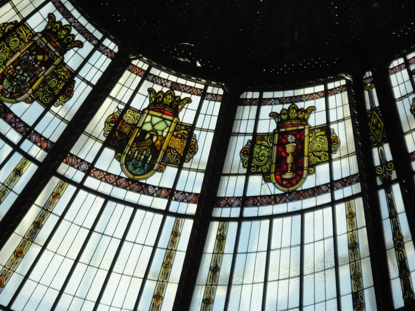 Cúpula vidriada edificio de Correos. Valencia. 4