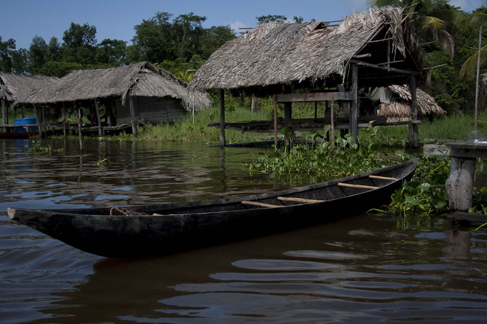 Curiara y comunidad indigena