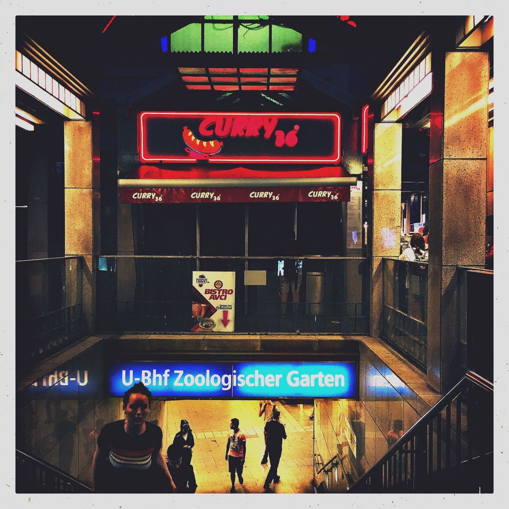 Curry me home Foto & Bild nacht, berlin, menschen Bilder auf