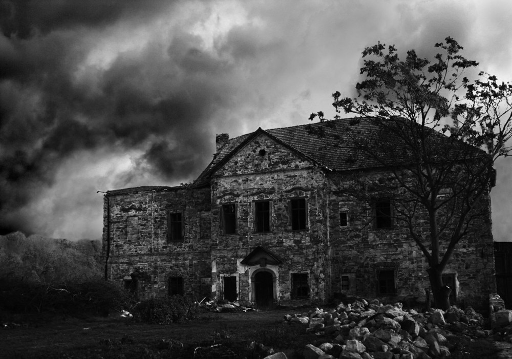 curse of darksome house