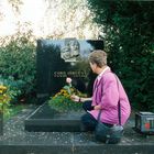 Curt Jürgens .Er wurde im Zentralfriedhof beerdigt.