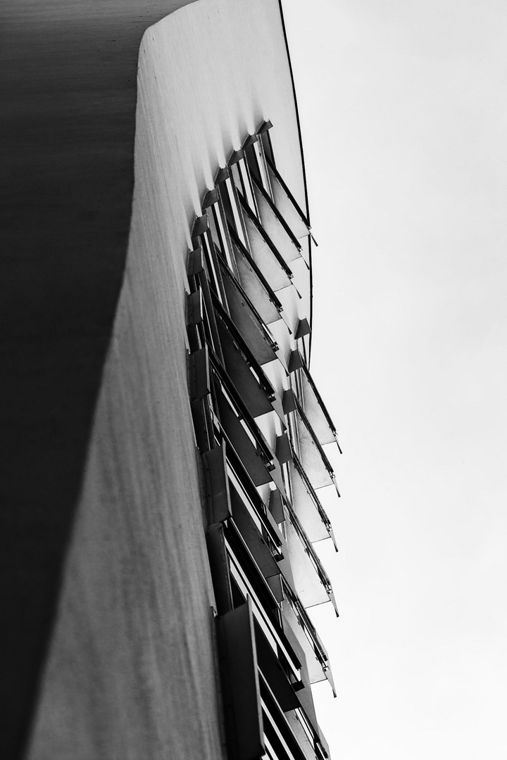 curved facade