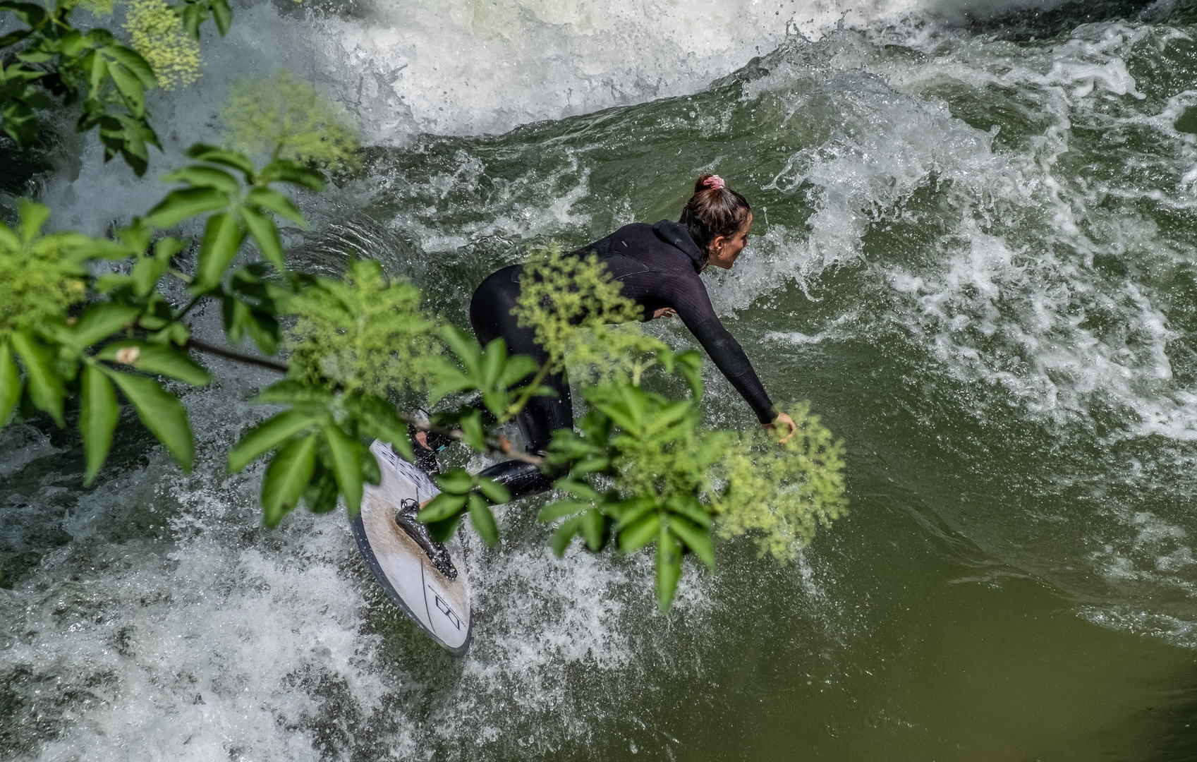 Cut Back in der Eisbachwelle #2