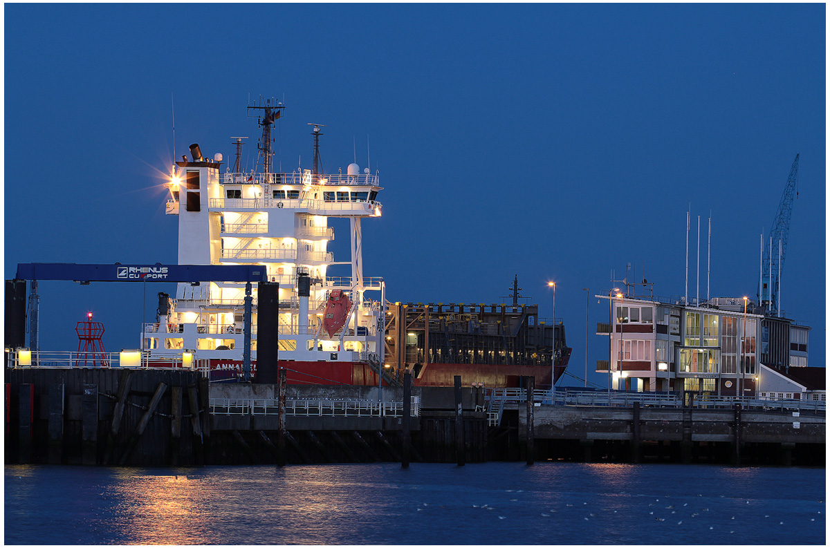 Cuxhaven - Anleger Steubenhöft