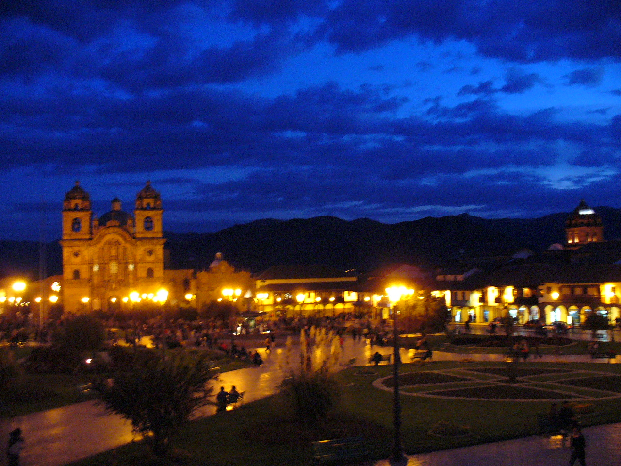 Cuzco night