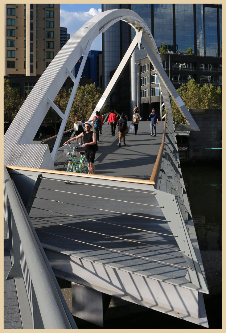 cyclist in melbourne 2