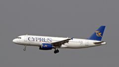 Cyprus Airways 5B-DAW Airbus A320-231