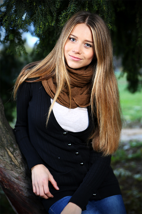 czech girl in Kampa Garden in Prag Foto & Bild portrait, portrait frauen, beauty Bilder auf