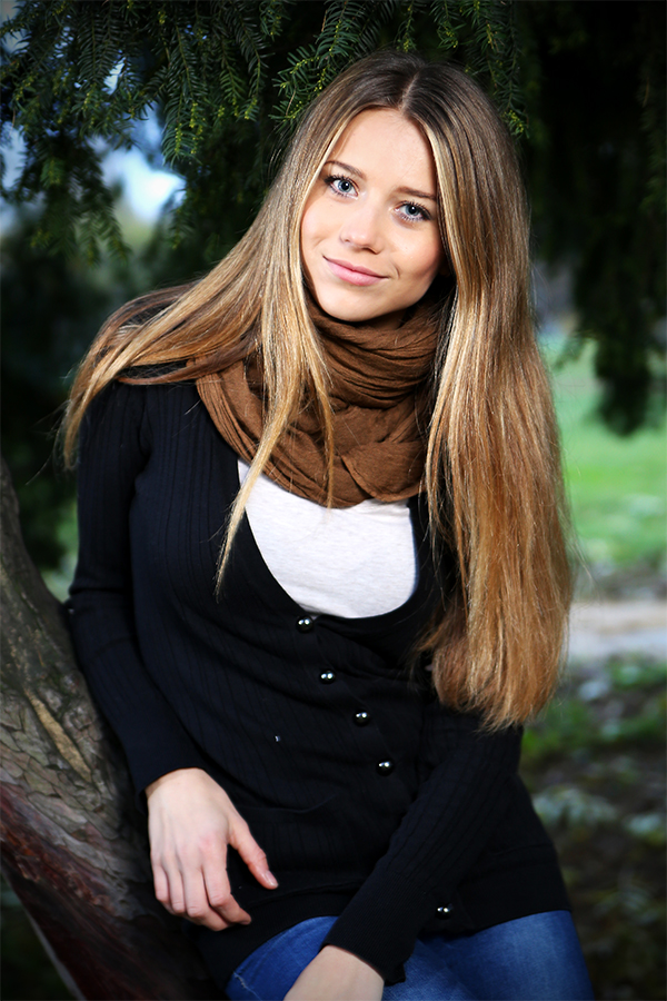 czech girl in Kampa Garden in Prag