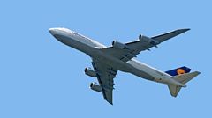 D-ABYM - B748 -