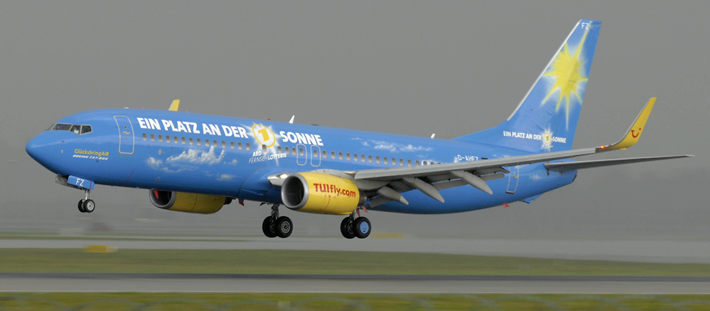 D-AHFZ - TUIfly - Ein Platz an der Sonne - Boing 737