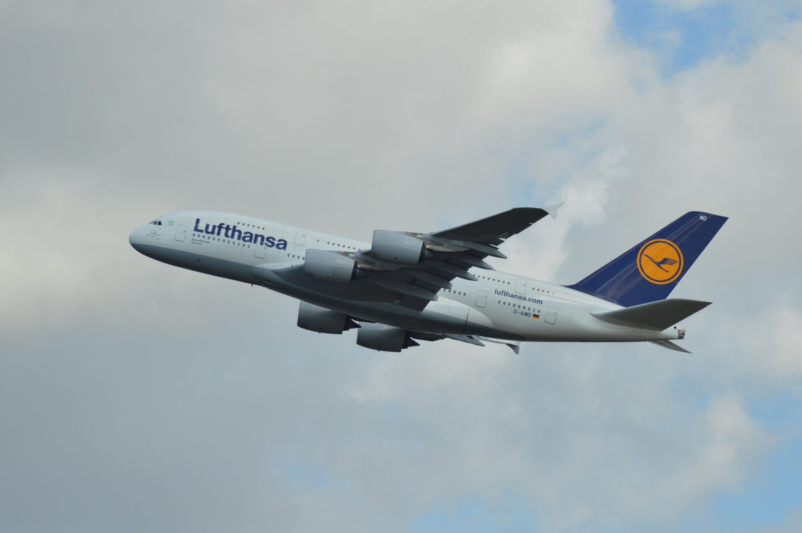 D-AIMD A380-800