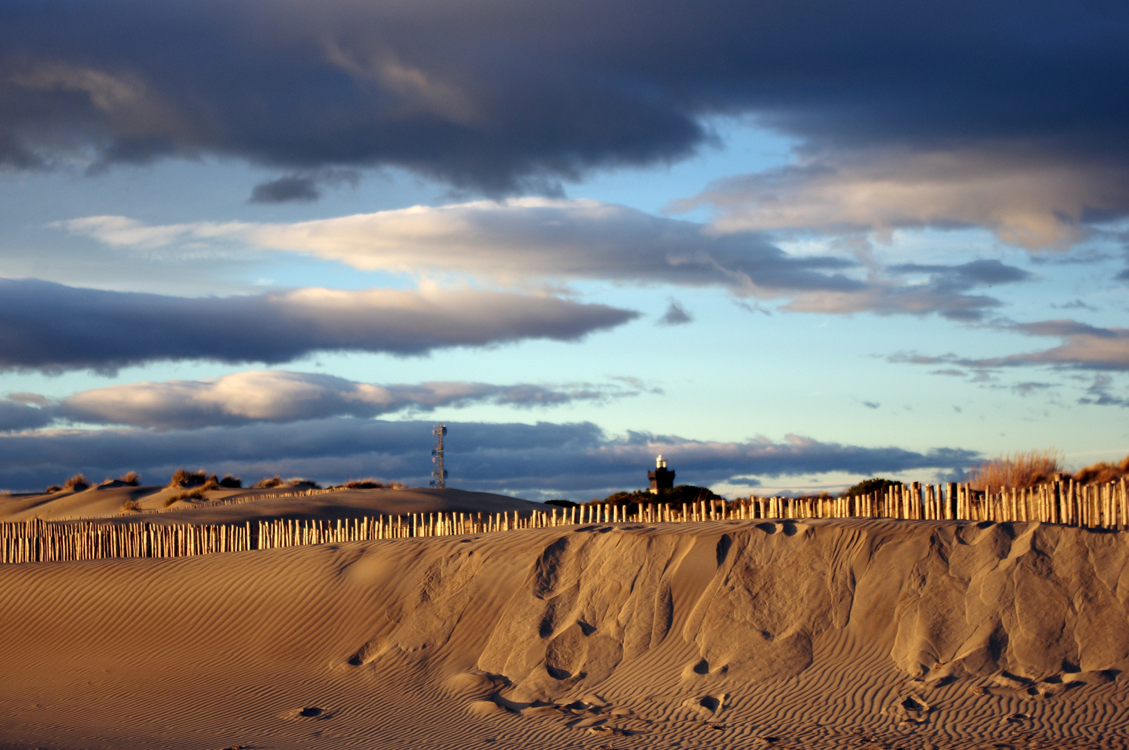 D... comme Dunes et phare de l'Espiguette (34)