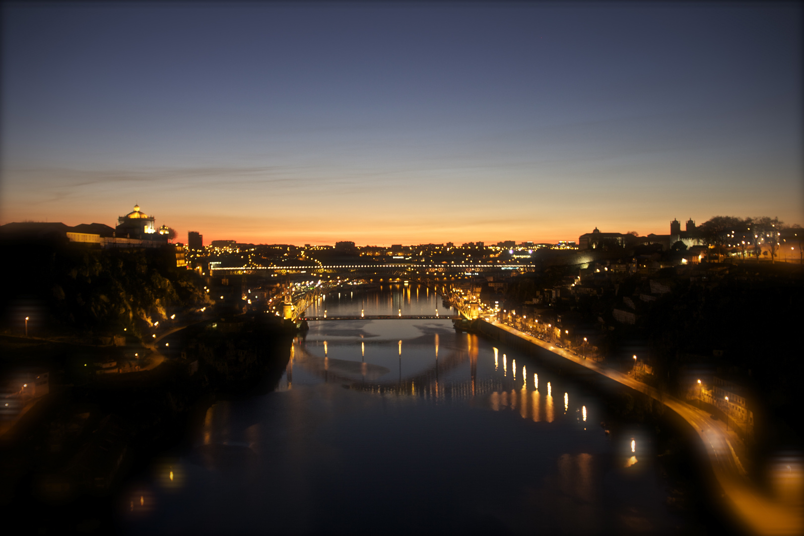 D. Luiz Bridge, between Porto and Gaia