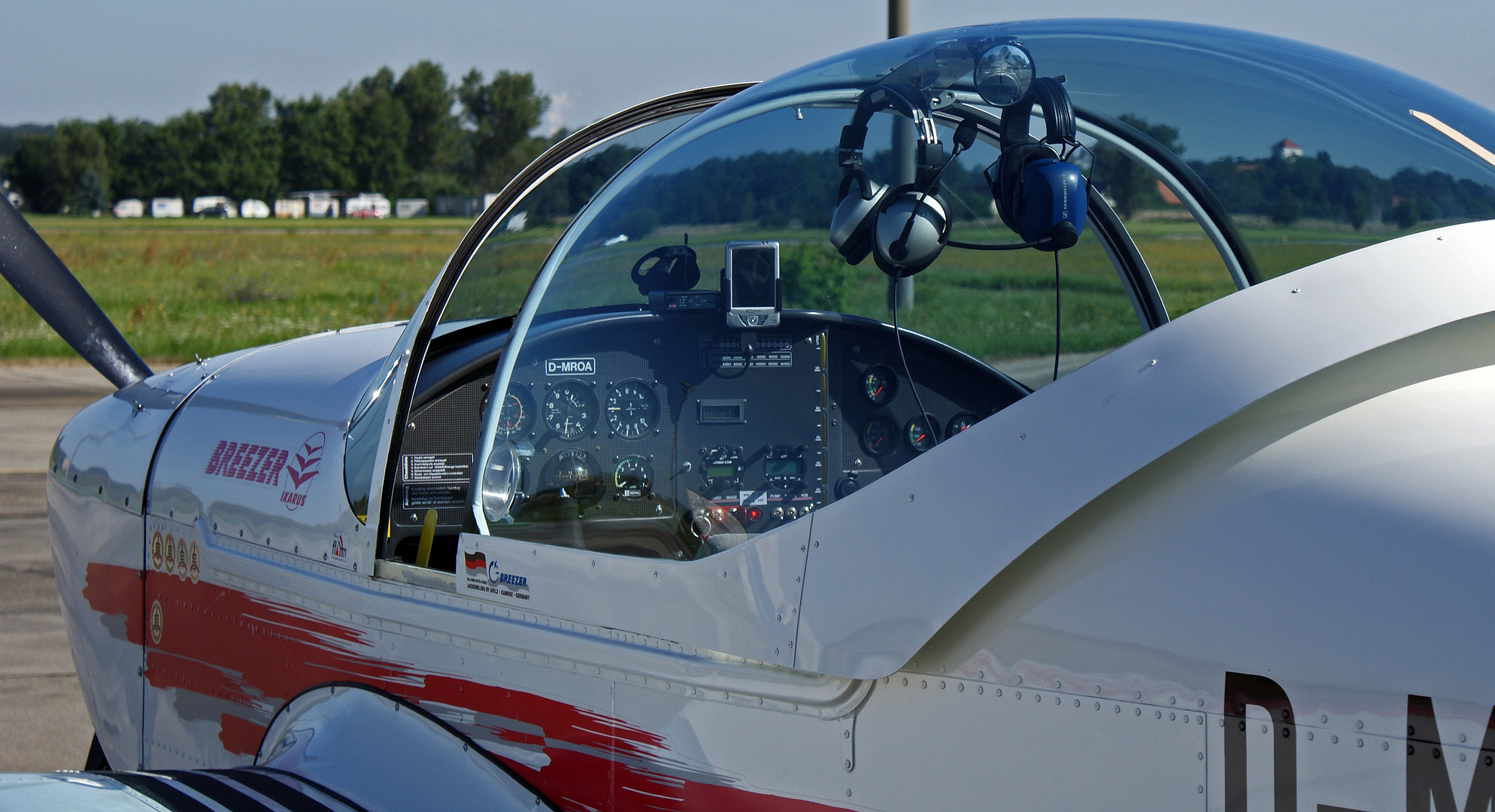 D-MROA / wartet auf Flugschüler