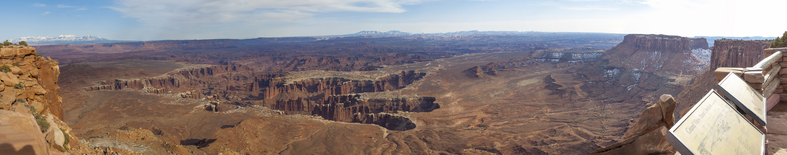 _D2X7889_Panorama-Canyonland-150dpi