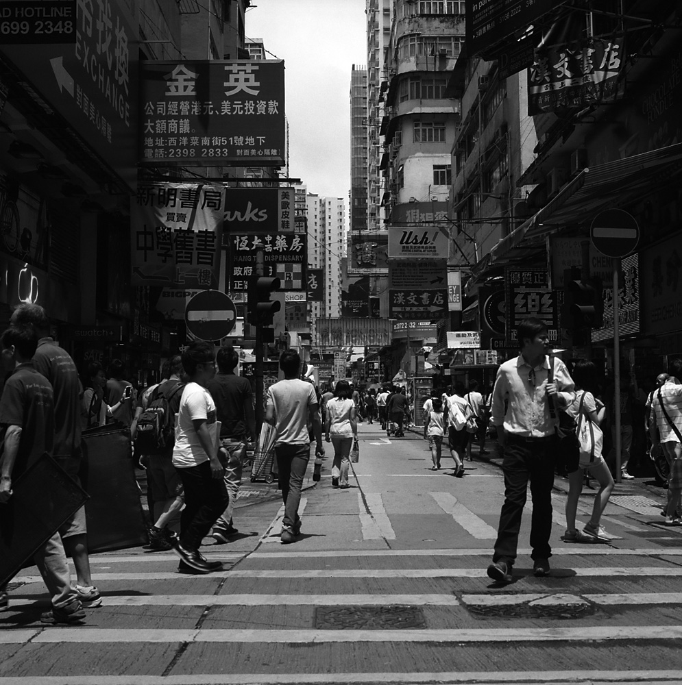 Streetlife on Nelson Street von Dirk Wannemacher 