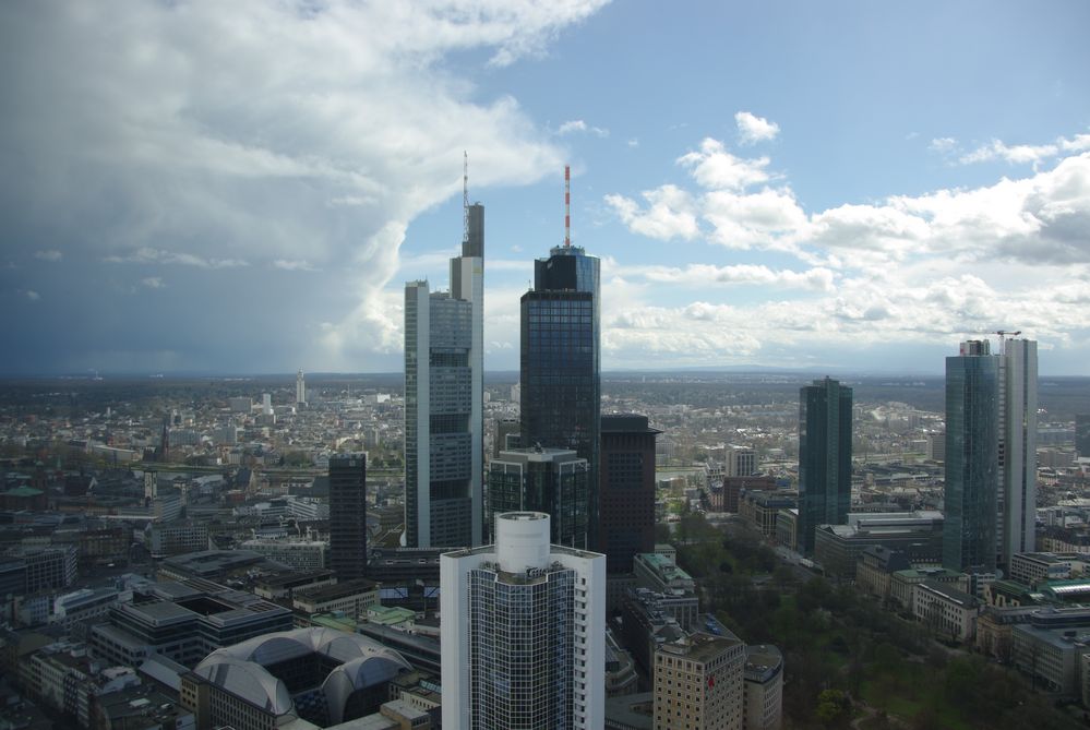 da braut sich was über den banken zusammen