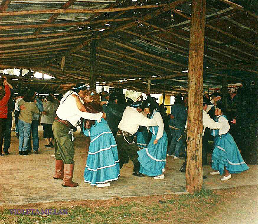 DÍA DE FIESTA,EN EL LITORAL ARGENTINO,MISIONES