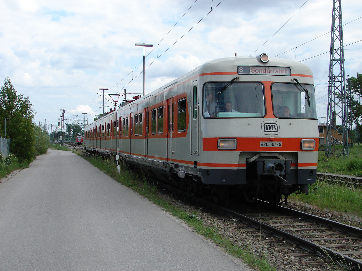 da durfte 420 001 noch fahren im Juni 2008