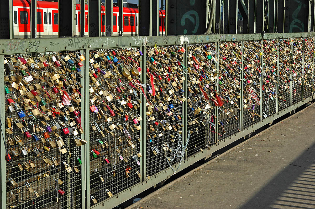 Da geht noch was ... bis die Brücke zusammenbricht!