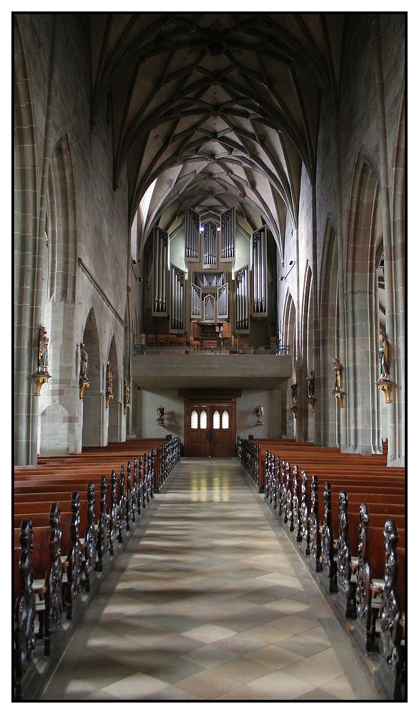 Da hinten spielt die Musik.