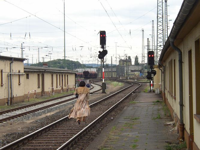 Da ist die Bahn konseqent. Ohne gültigen Fahrschein hat Folgen. Auch bei Frau Nobel.