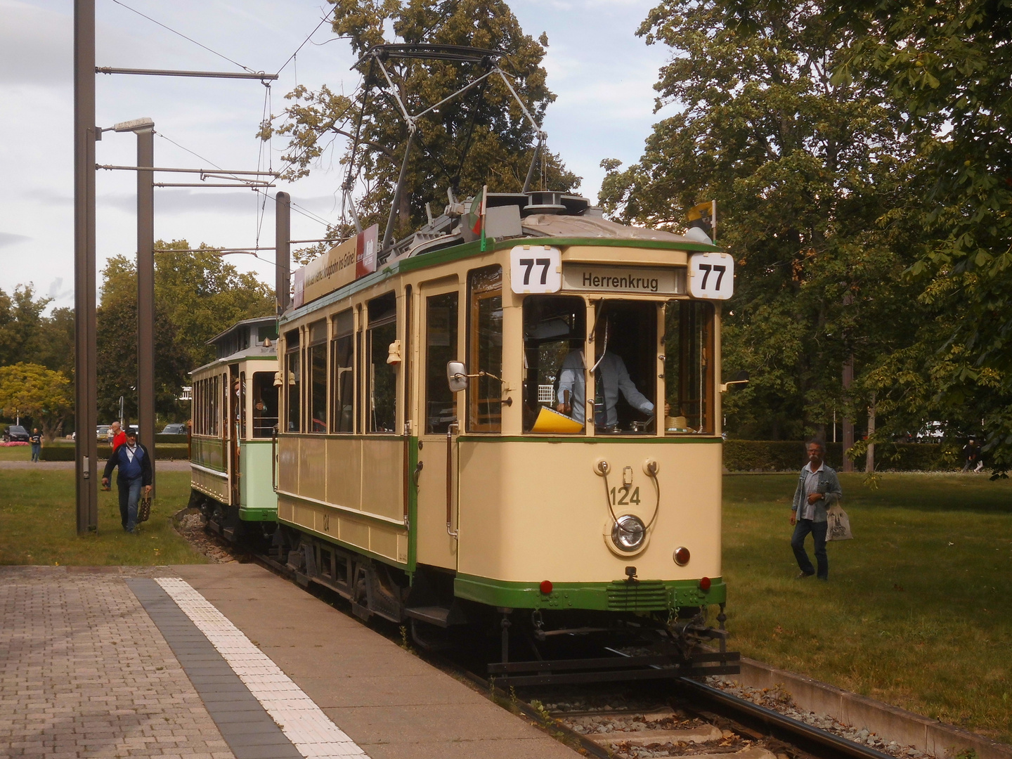 Da maschke ich durch - Mit der Sonderlinie 77 durch Magdeburg 1.