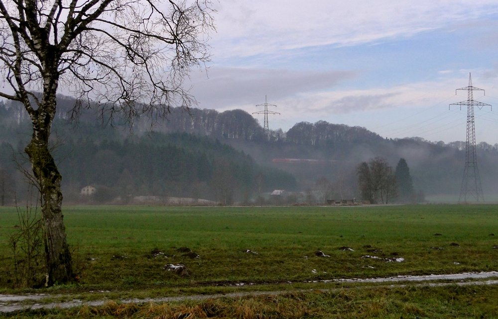 Da oben ist ein Zug