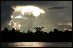 Da öffnet sich der Himmel..., Don Det, Laos