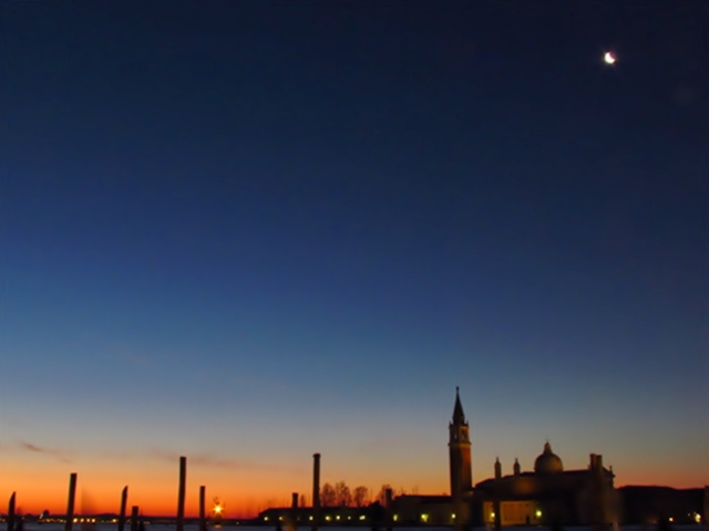 da piazza San Marco all'alba