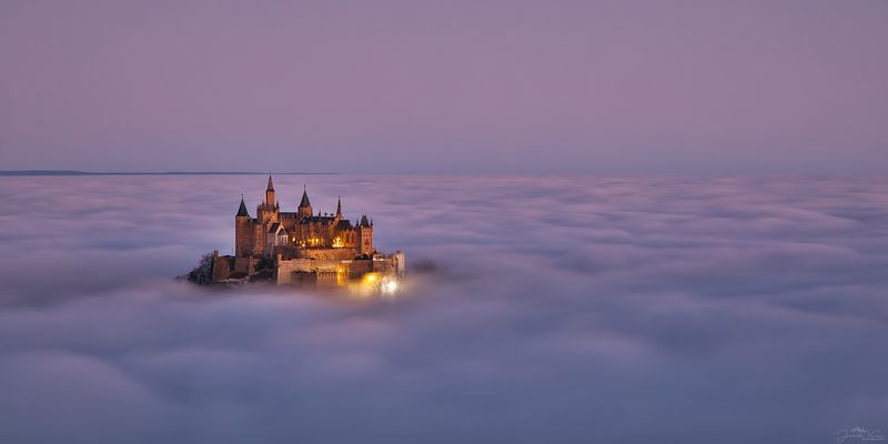 Da ragt ein Berg, so hoch erhaben, den man den Hohenzollern heißt