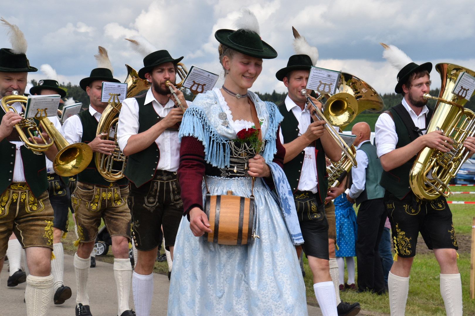 da, spielt die Musik