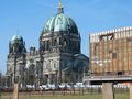 Da stand er noch, Erichs Lampenladen oder auch Palast der Republik von Rudolf Wierz 