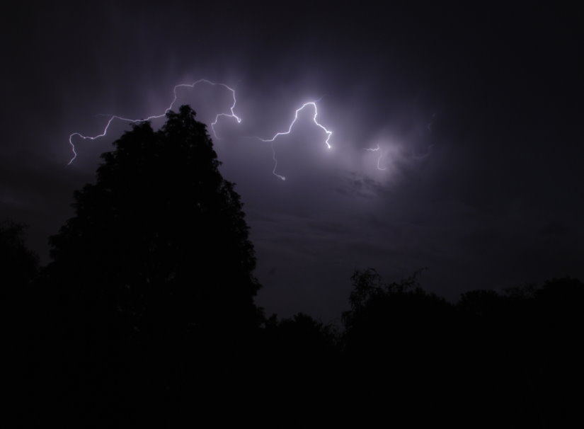 Da verdunkelte sich der Himmel ...