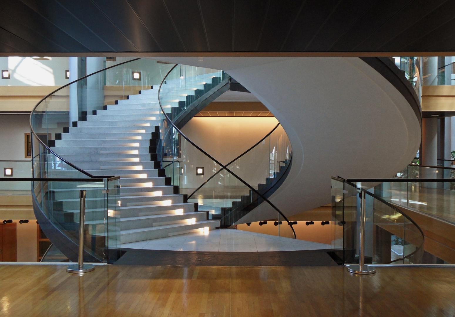 Da Vinci-Treppe im Europäischen Parlament Straßbourg