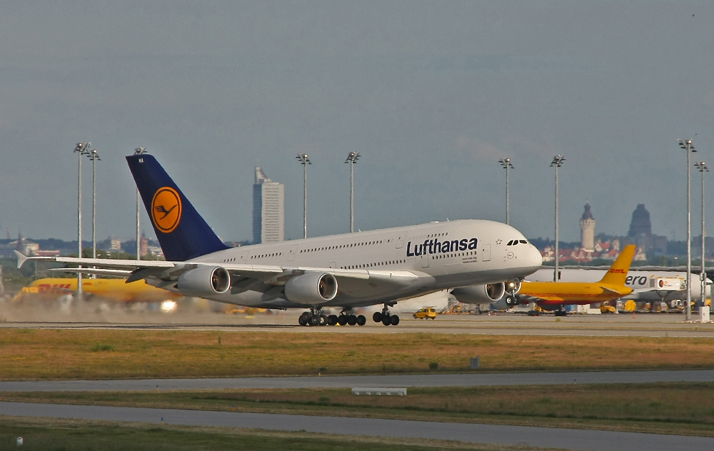 Da war der Airbus A380 wieder in LEJ ...