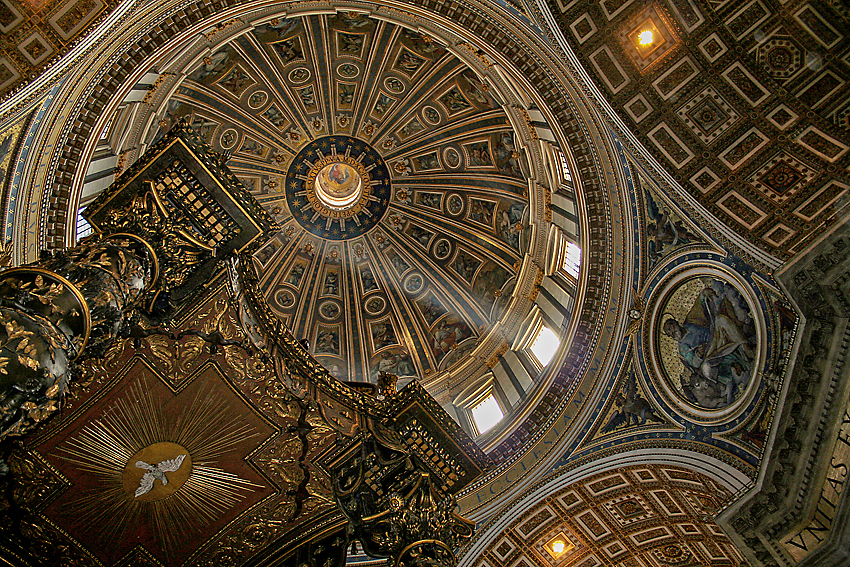 Da wo der Papst wohnt III. Kuppel und Altar. Petersdom, Rom